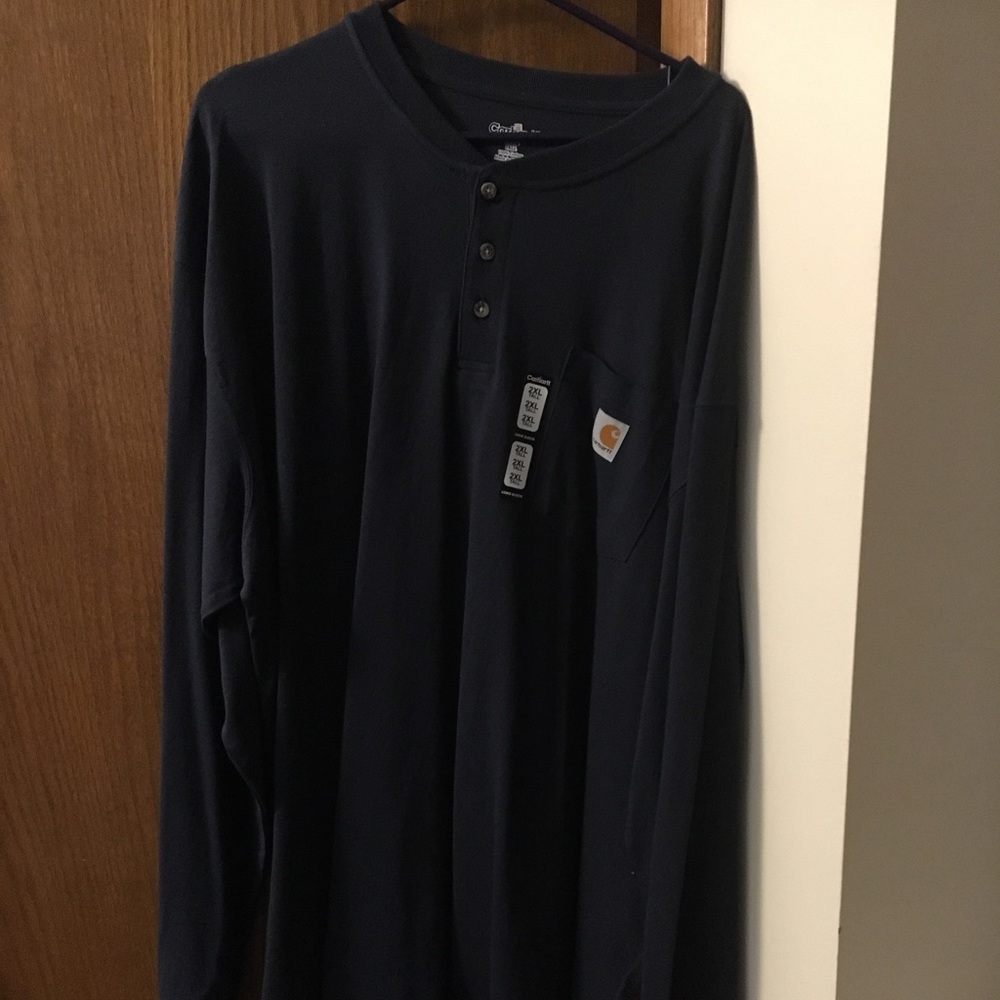 NWT Carhartt long sleeved tee